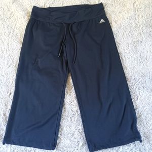 Adidas climate cropped joggers athletic pants sz M